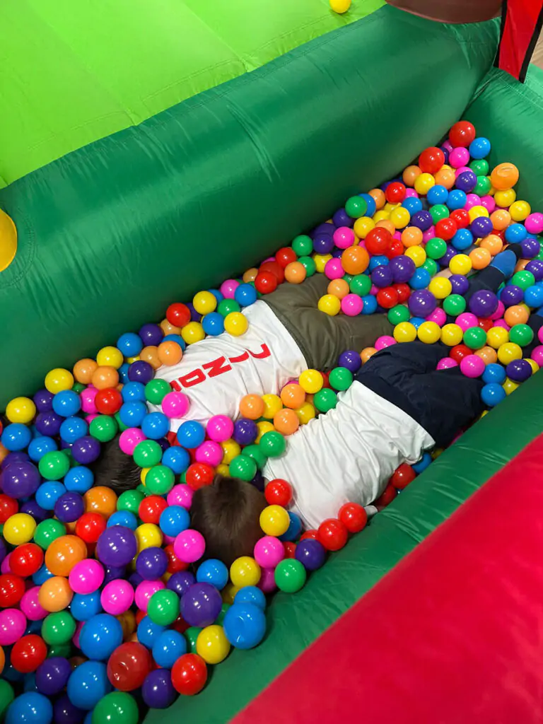 Soft Play Hailsham and bouncy castle with ball pit